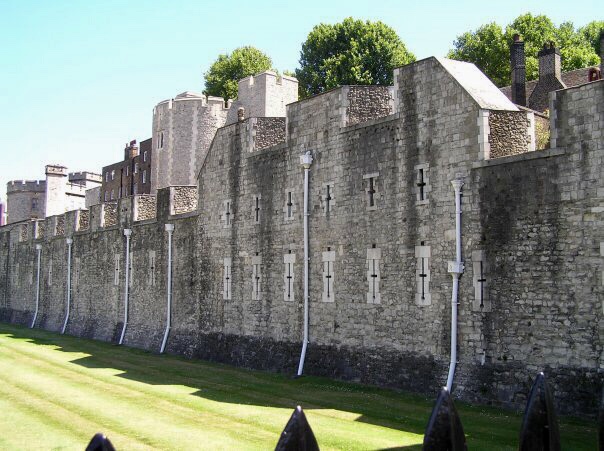 7CEC2C4E-1AF7-4777-B12C-3B8CDA73B03E